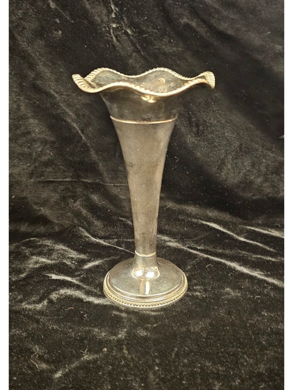 Silver-Plated Bud Vase With Scalloped Edge & Beaded Base 6.5" Tall Vintage Flora